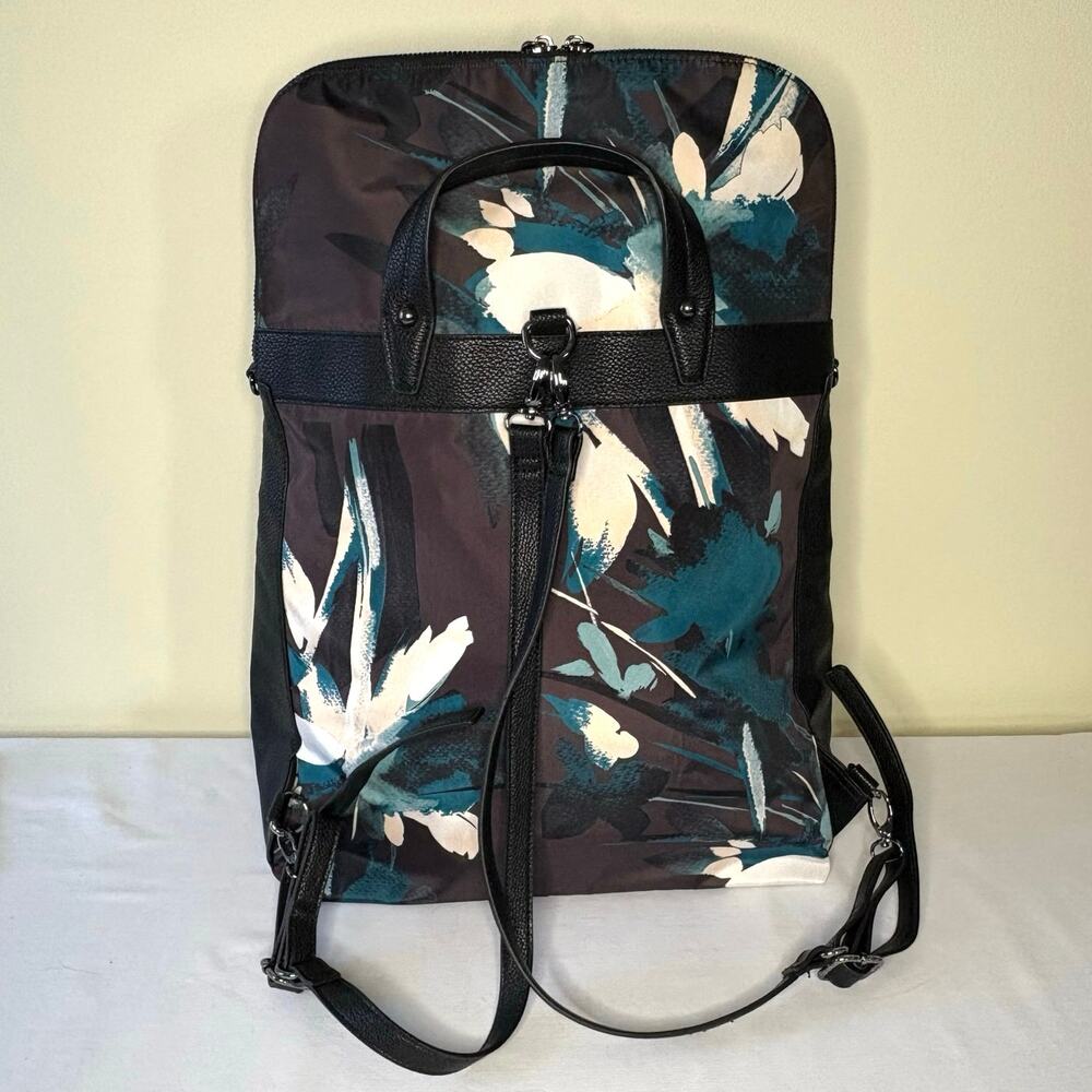 Fabletics Backpack Gray Floral - Picture 8 of 14